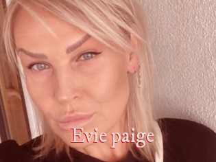 Evie_paige