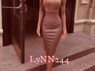 LyNN244