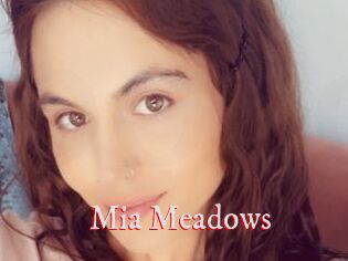 Mia_Meadows