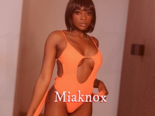 Miaknox