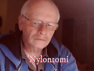 Nylontomi