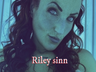 Riley_sinn